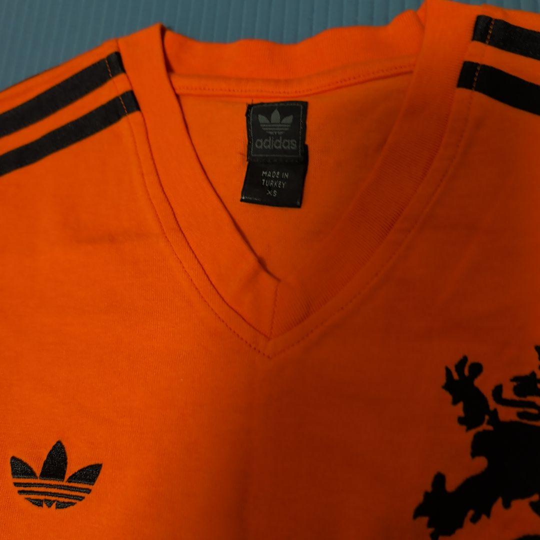 新品未使用品　adidas オランダ代表 74年モデル シャツ　XS
