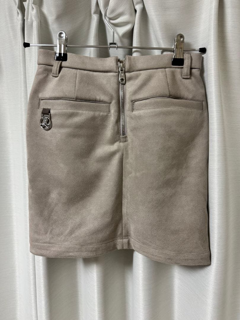 マークアンドロナベージュスカート