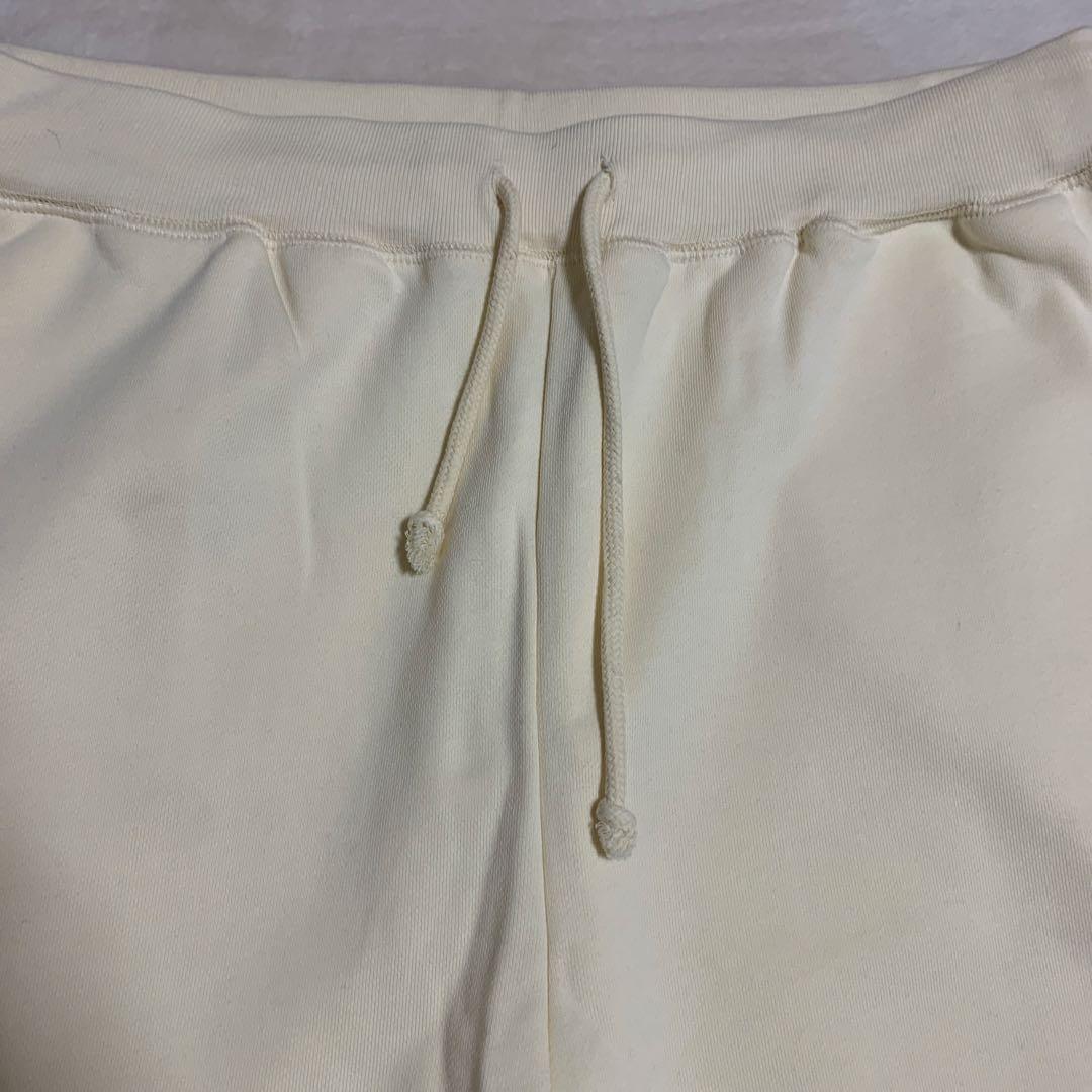 TANGRAM クリーム色パンツ