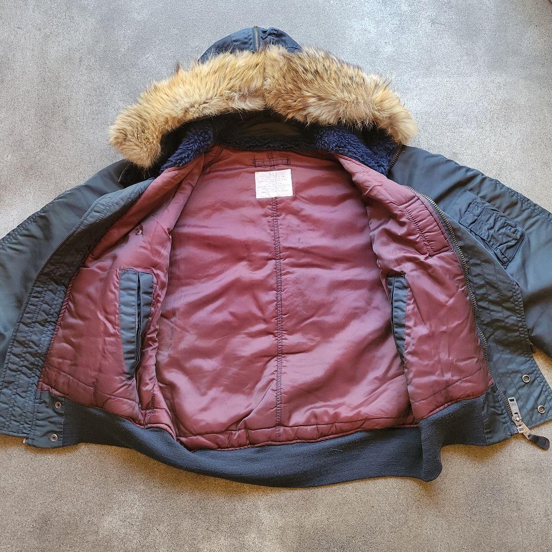 90sAVIREX N-2B フライトジャケット ショート丈 バックロゴ