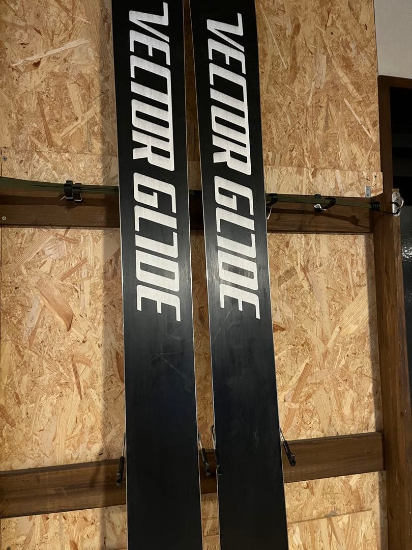 ベクターグライド　VECTOR GLIDE スキー板　genius 185