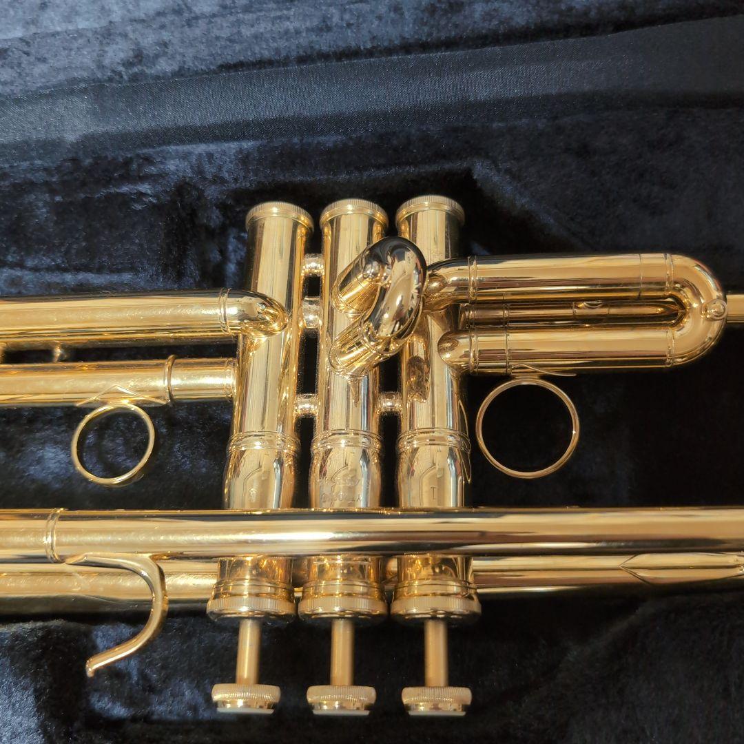 トランペットBb ヤマハYTR−8345(受注生産) 金メッキ仕上げ Lボア