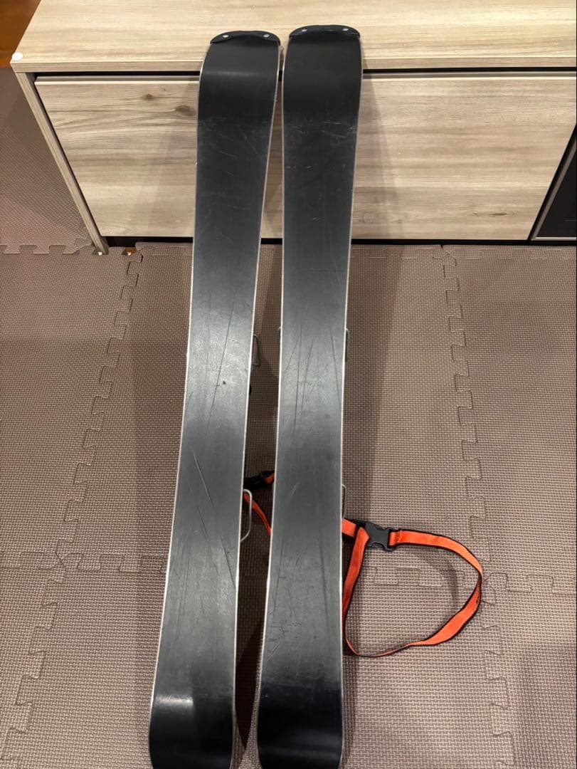 Hart スキー靴とSALOMONファンスキー板 セット