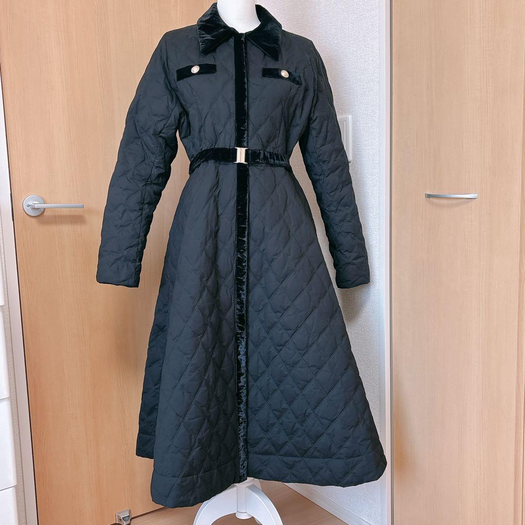 ジャケット・アウター Liora Long Quilted Down Coat