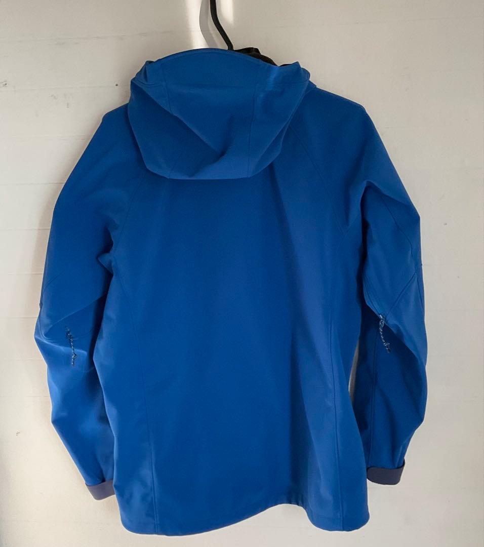 mont-bell モンベルパウダーシェッドパーカ　men’s M