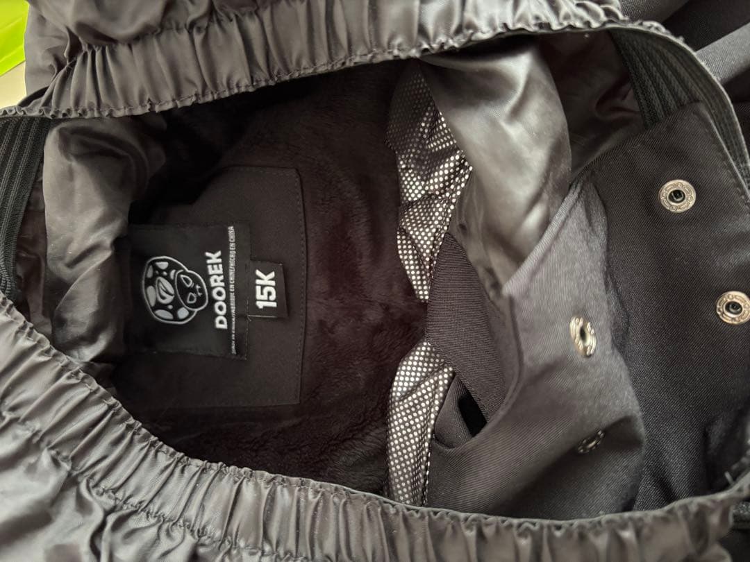 DOOREK ブラック スノーボードウェア パンツ