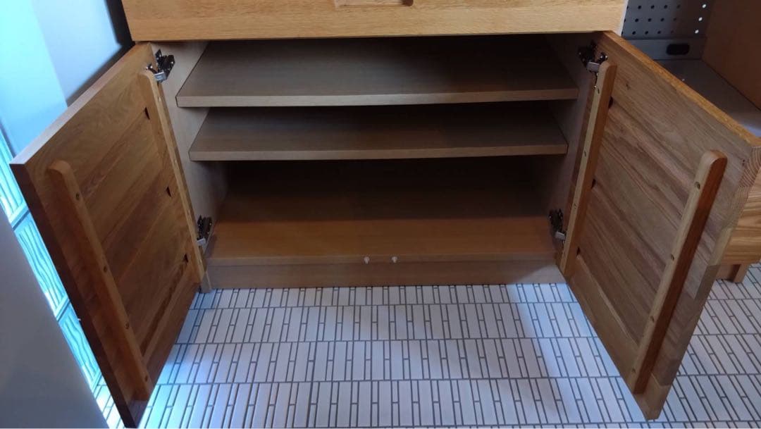 【きろ】unicoウニコ　ヒュッテ食器棚