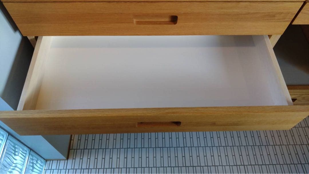 【きろ】unicoウニコ　ヒュッテ食器棚