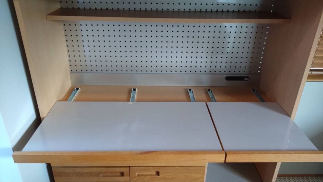 【きろ】unicoウニコ　ヒュッテ食器棚