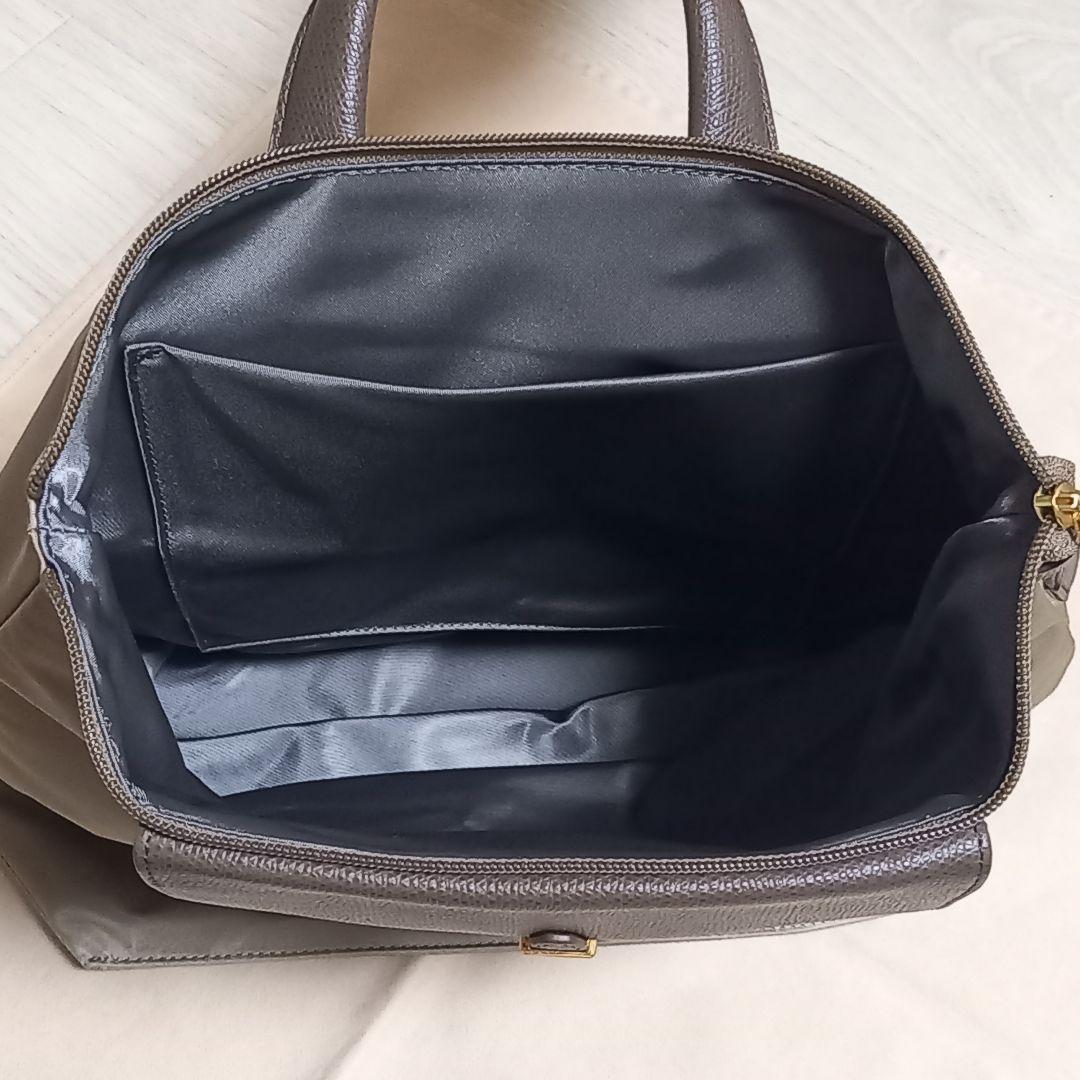 TUMI リュック・バックパック ベージュ