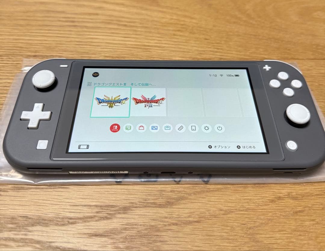 極美品　Nintendo Switch Lite カバー２種&ケース　セット