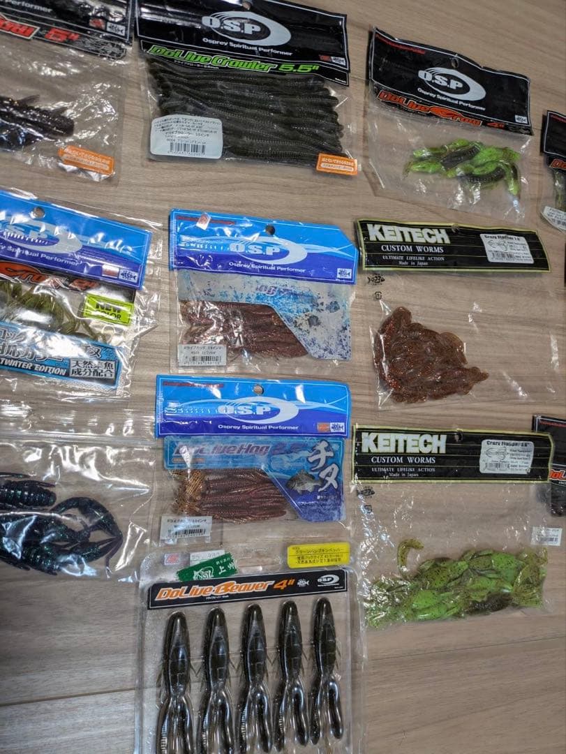 KEITECH O.S.P. クレイジーフラッパー等 ワーム52点 おまけ付き