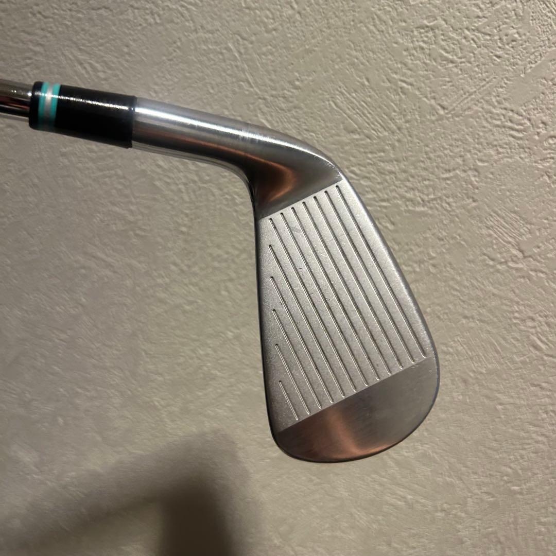 タイトリスト T100（2023） 4番アイアン