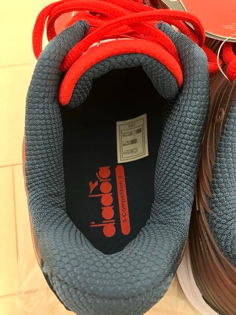 新品未使用品！　DIADORA ディアドラ テニスシューズ 28.5cm