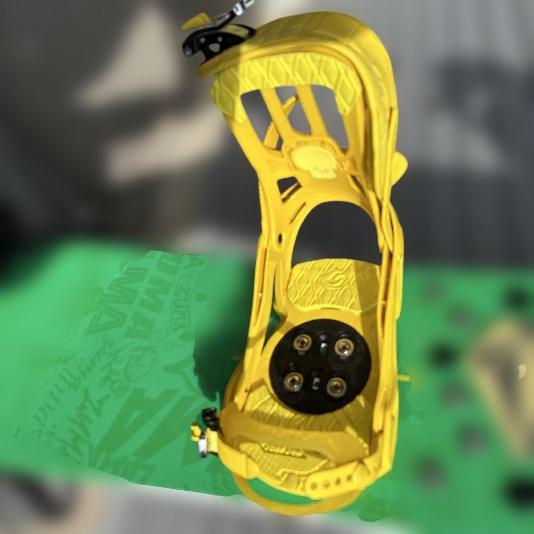 ZUMA スノーボード.SALOMON.バインディング .BURTONカバー付き