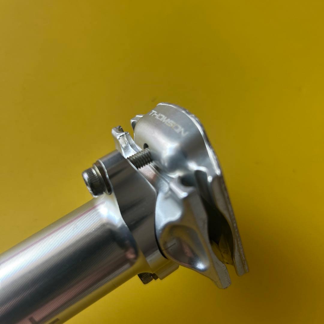 THOMSON Elite シートポストシルバー　27.2x330mm