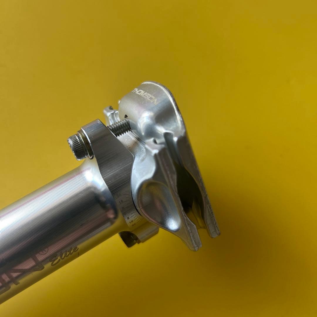 THOMSON Elite シートポストシルバー　27.2x330mm