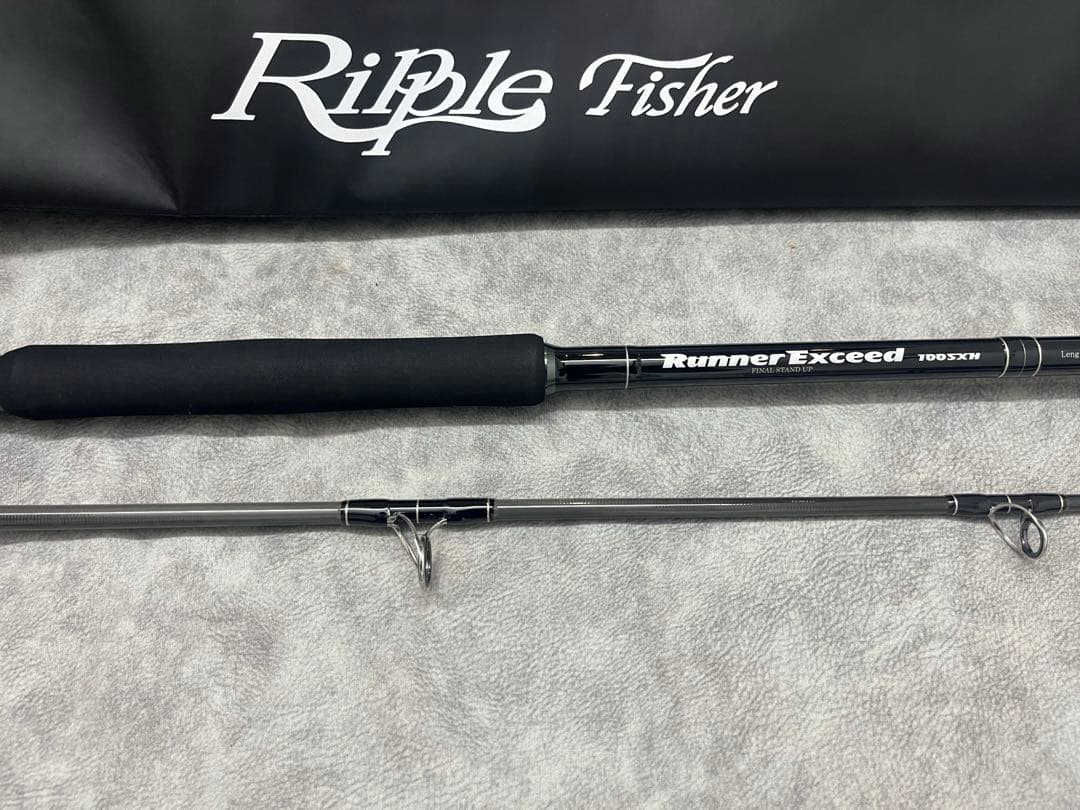 【美品】ランナーエクシードファイナルスタンドアップ100SXH