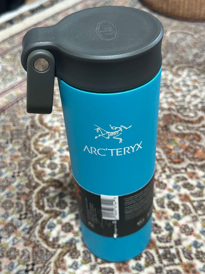 ARC'TERYX 青 ステンレス水筒 720ml - メルカリ