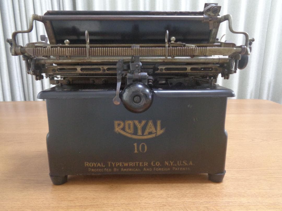 専用　実働品　10 ロイヤルタイプライター　ミザリー、バイオハザー ド