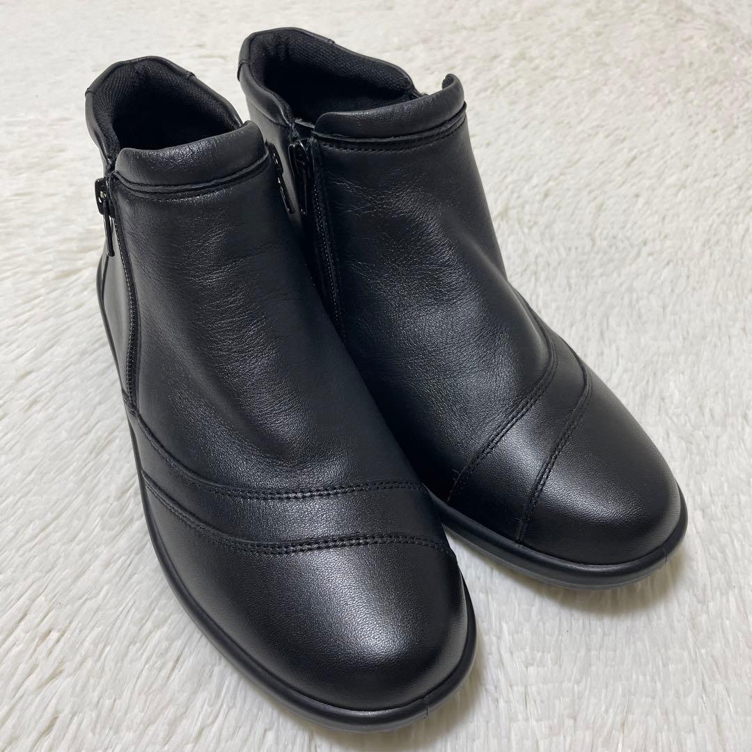 新品同様✨アキレスソルボ　レザーブーツ　ハイカットスニーカー　本革　24.5cm