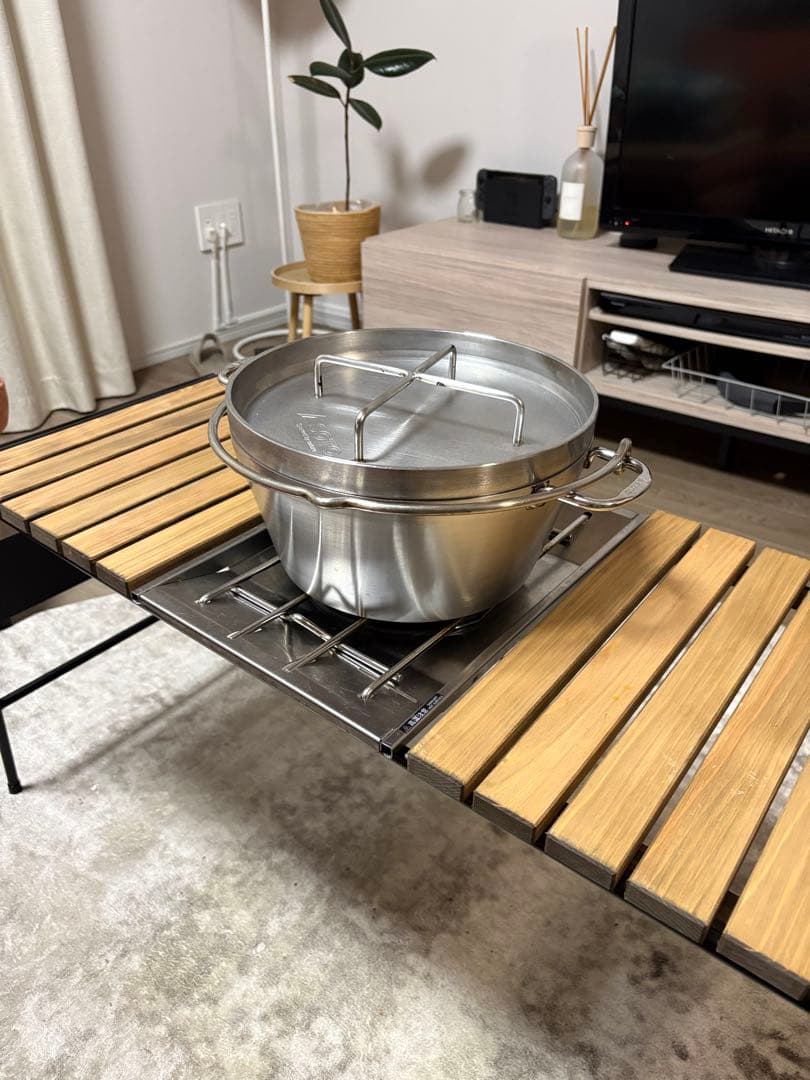 アイアン工房　アウトドアテーブル 木製スラットデザイン