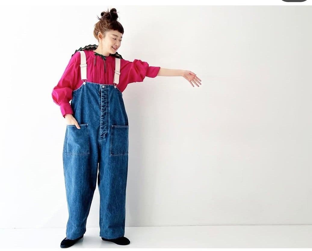 ネストローブ　デニムデッキサロペット