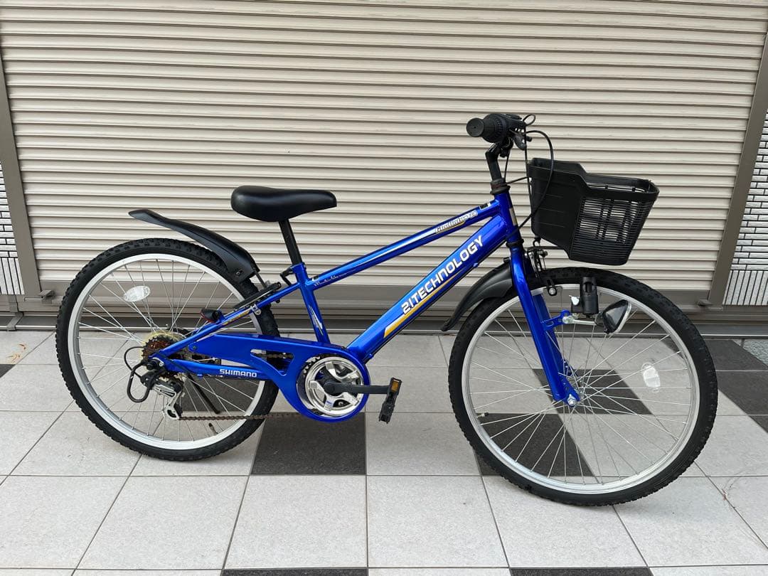 子供用マウンテンバイク・キッズ自転車　24インチ　シマノ6段変速搭載