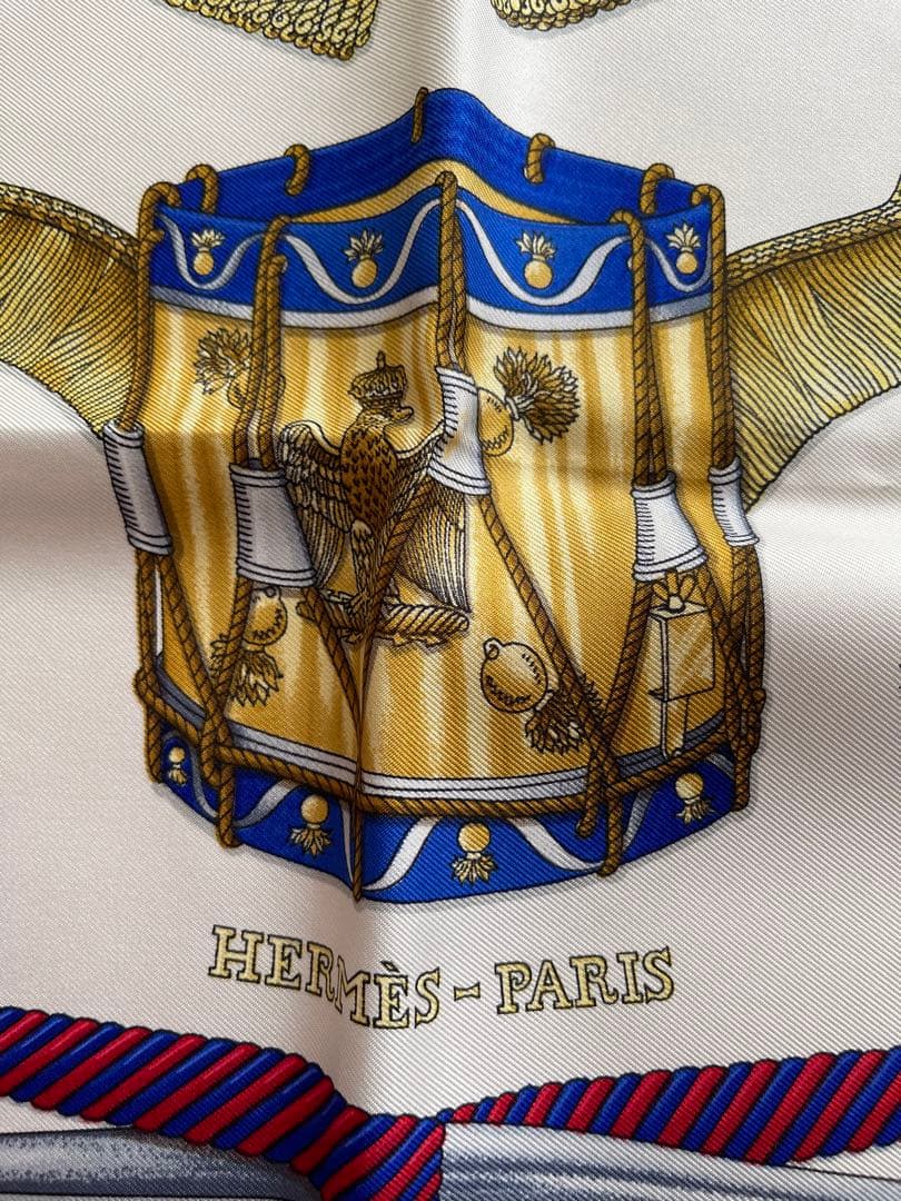 HERMESエルメス カレ90 LES TAMBOURS(タンブールの太鼓)