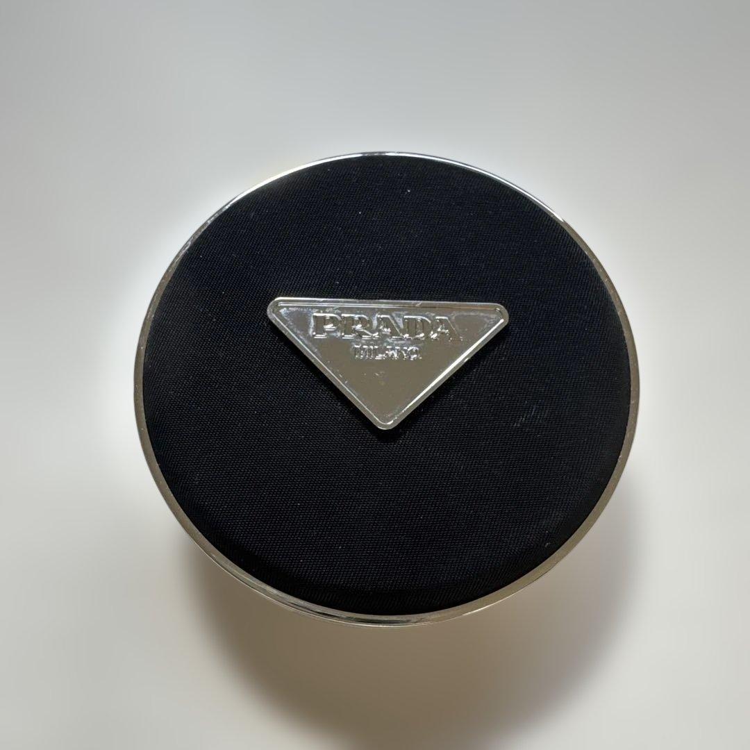 PRADA プラダ リヴィール メッシュ クッション ファンデーション LC5