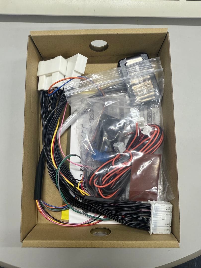 ビルトインTVキット TTV441B-D 未使用品