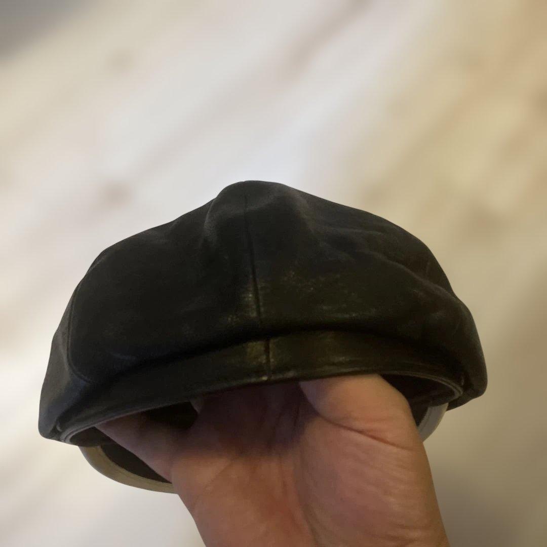 MOTO leather レザーキャスケット 黒と白 ストライプ