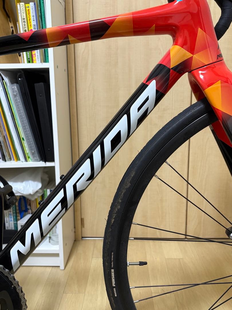 『ポン』メリダスクルトゥーラ4000 アルテペダル付き