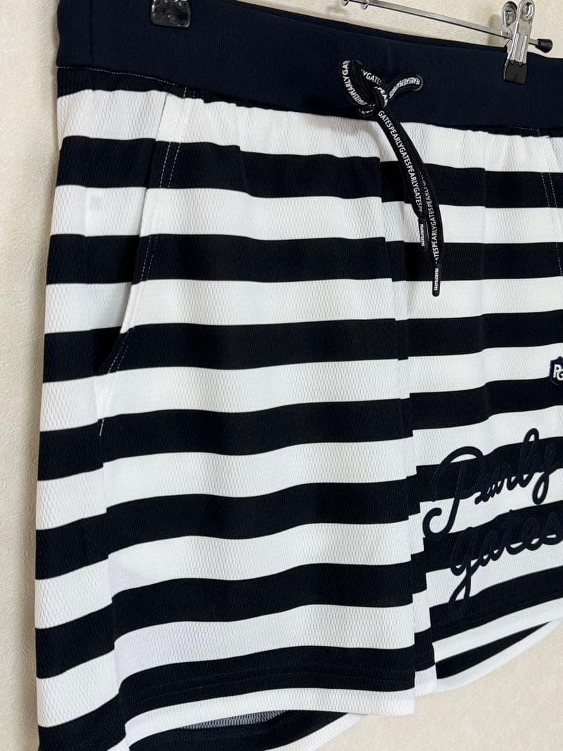 【新品未使用】パーリーゲイツ　ハーフパンツ　軽量 ボーダー　サイズ4（M）