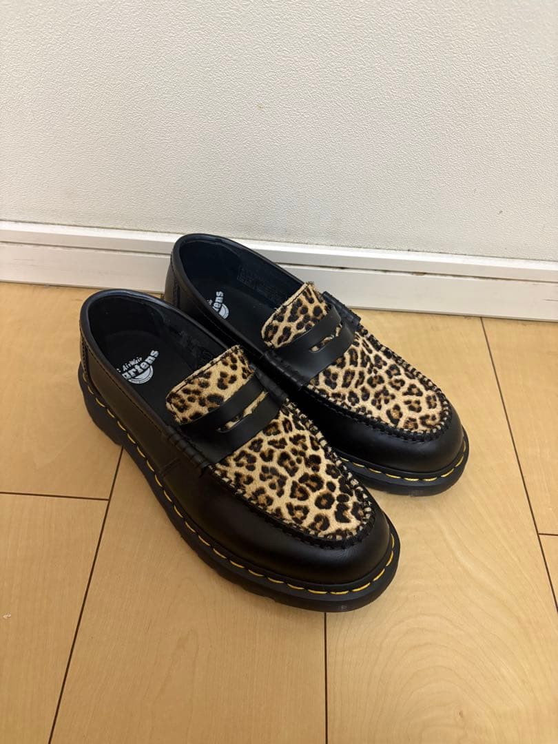 Dr. Martens ヒョウ柄 ローファー PENTON