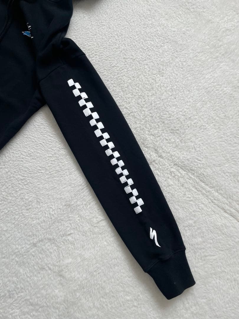 SPECIALIZED スペシャライズド パーカー　黒　メンズ　Mサイズ