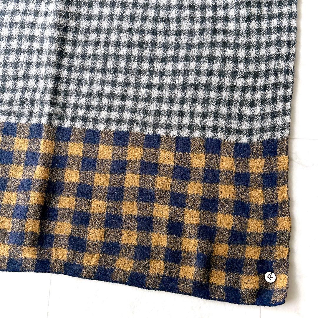 美品 45R 大判ストール ロゴチャーム ブロックチェック グレー ウール