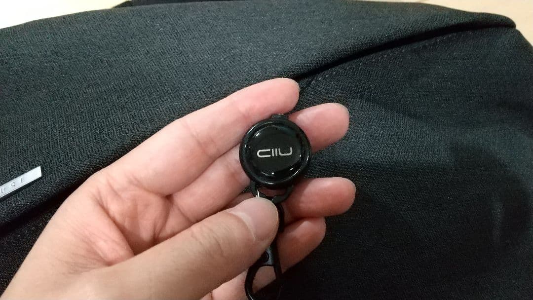 NIID ボディバッグ R0+ PRO Sling Bag オリガミチャコール