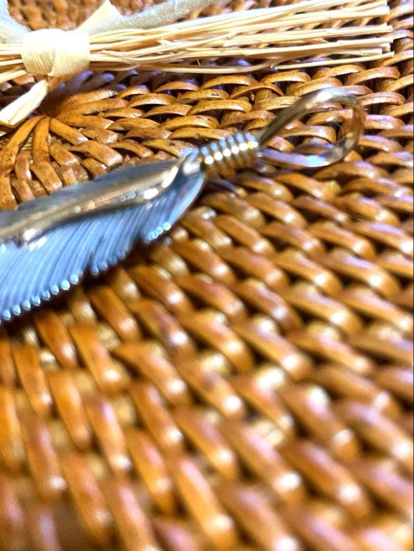 インディアンジュエリー　ハーヴィメイス　シルバーペンダントトップ　フェザー