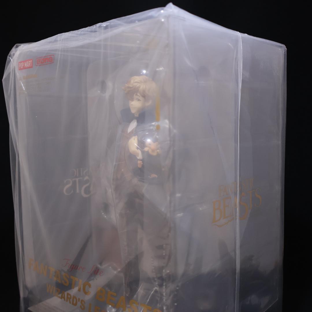 新品未開封 ファンタスティックビーストフィギュア ニュート 海外限定発売