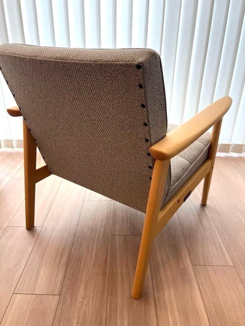 カリモク60 Kチェア（単品）　ミストグレー　1/2