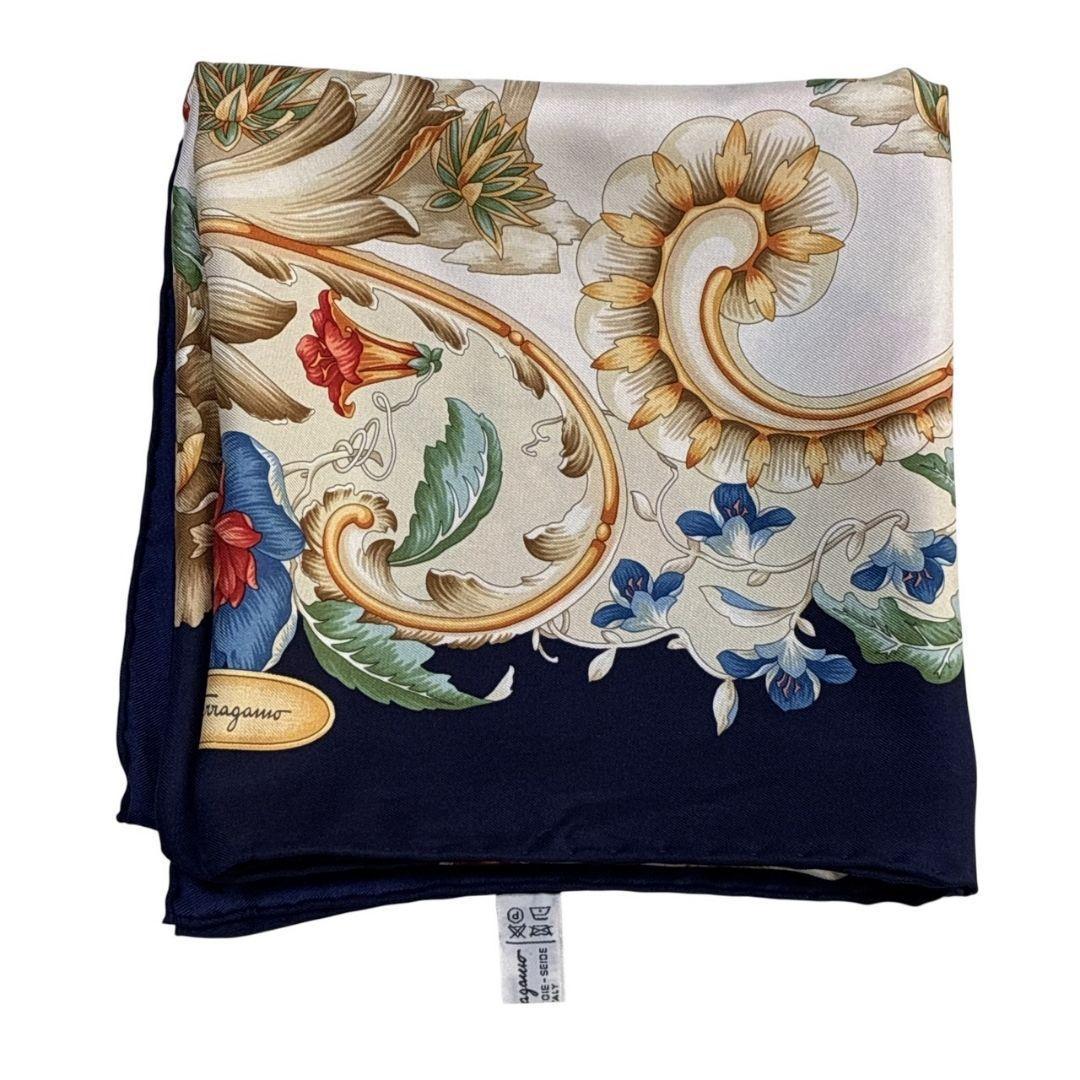 極美品✨サルヴァトーレフェラガモ シルク 大判スカーフ ストール イタリア 花柄