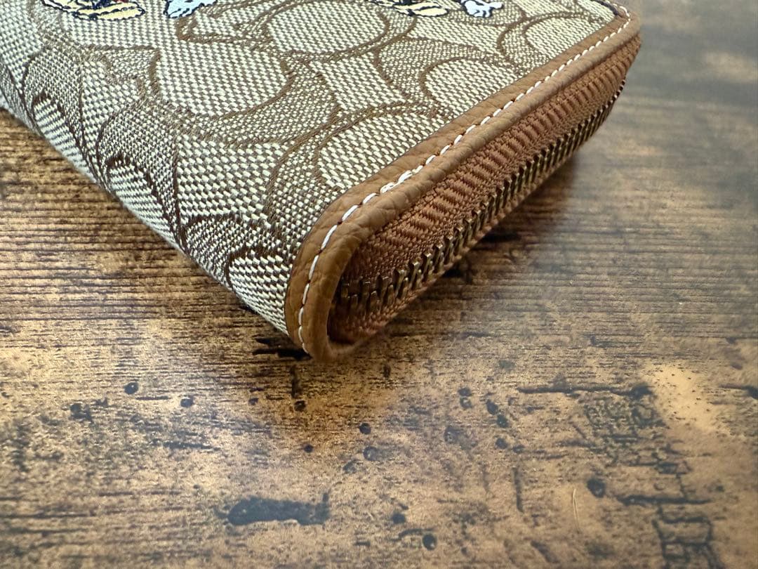 COACH コーチ ミッキーマウス 長財布 シグネチャー Disney カード付