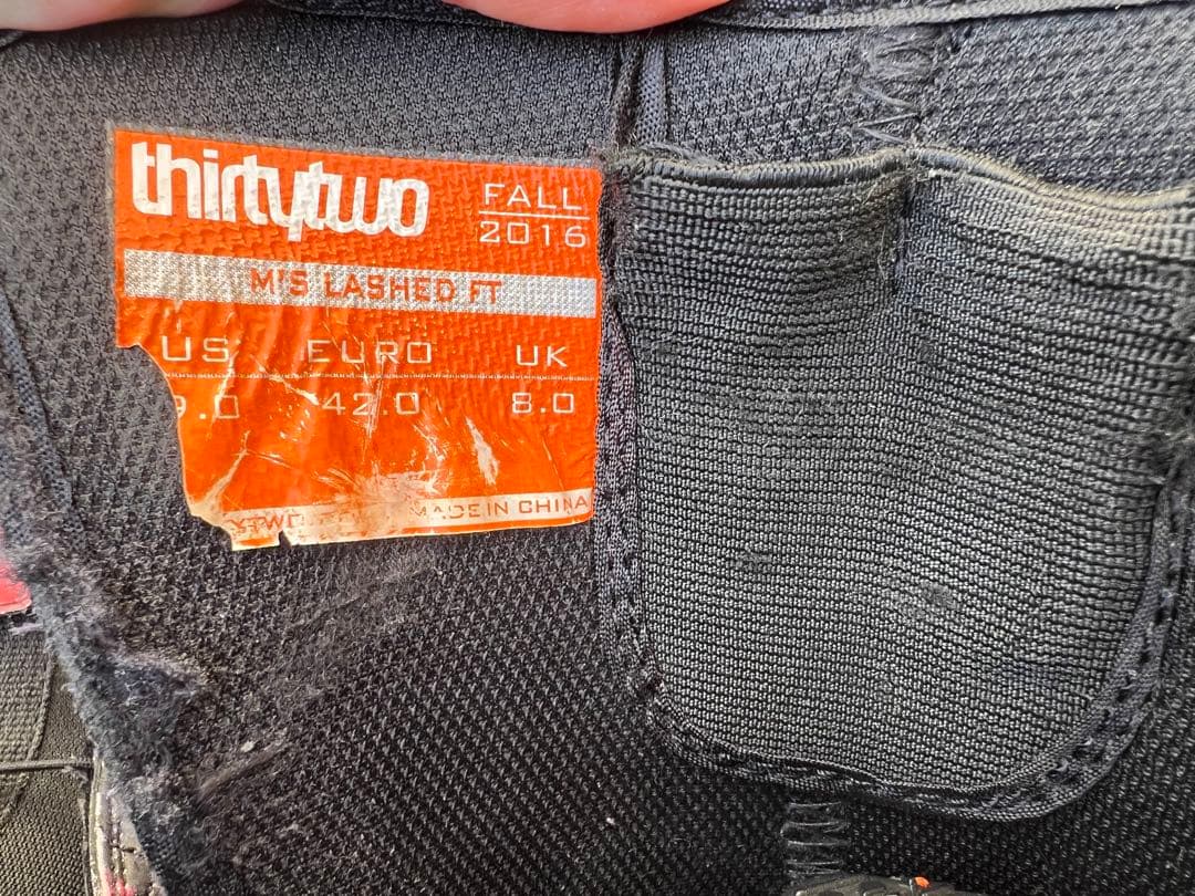 サーティーツー　ブーツ