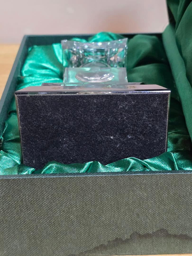 #1589 クリスタルガラス 五輪塔 置物 勢王菩薩