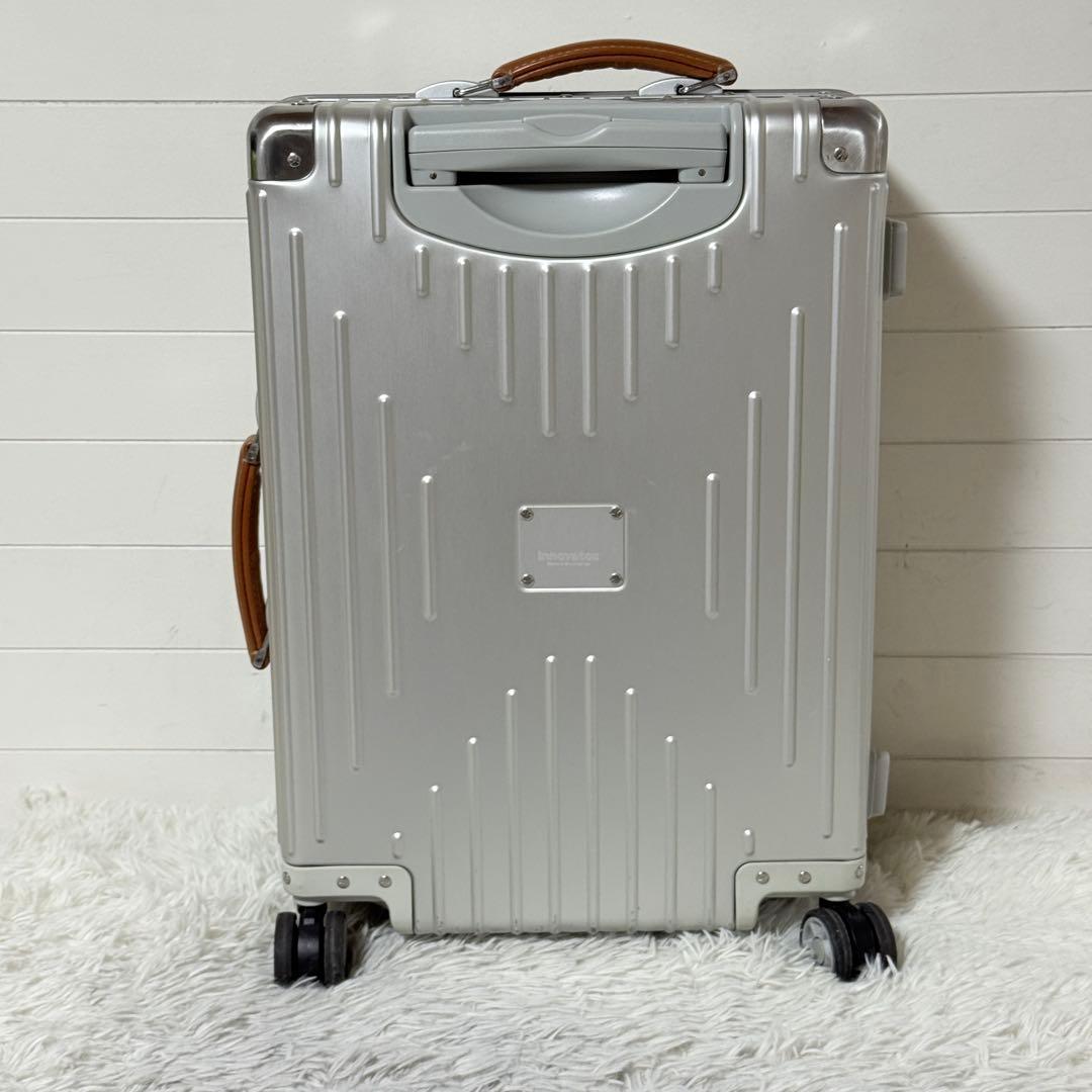 極美品✨イノベーター ステアリングシルバー INV1811 Sサイズ 36L