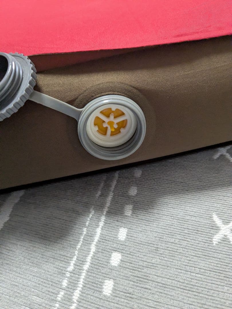 コールマン　コンフォートインフレーターマットハイピークシングル　マスターシリーズ