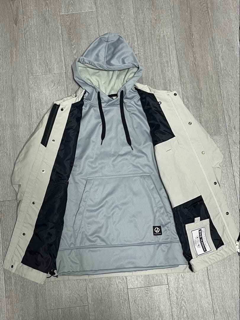 グラーバークリーク　スノボウェア上