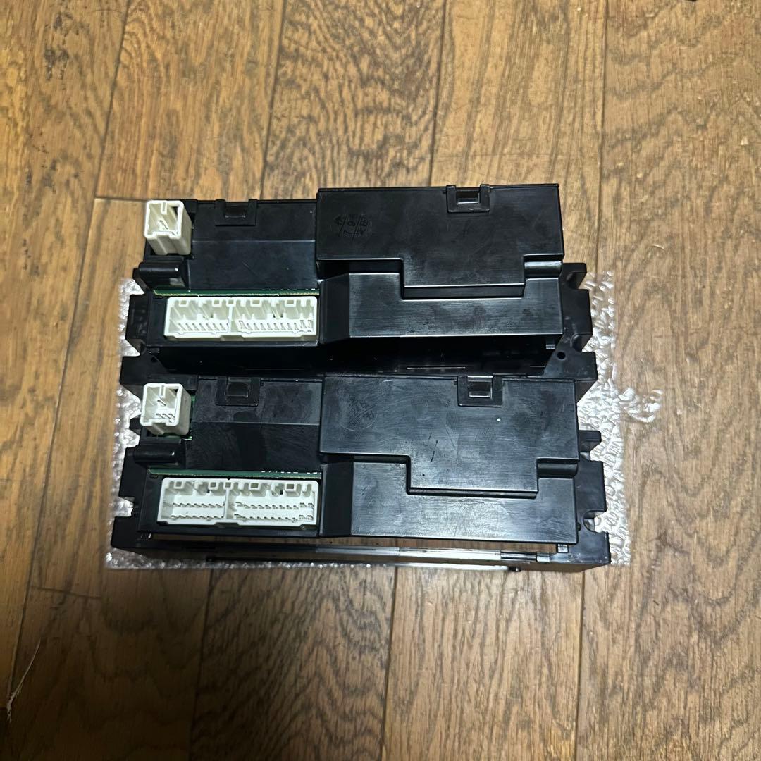 貴重 エアコンスイッチパネル 16アリスト用 エアコンコンピュータ 前期用 2個