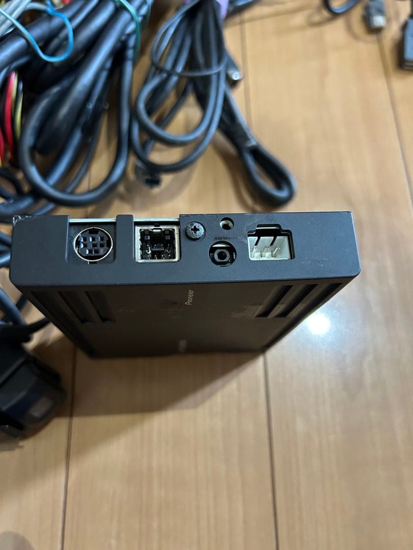 カロッツェリアAVIC-VH99CS フルセグ、Bluetooth、DVD